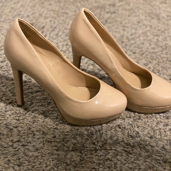 Nude pumps - Picture 2 of 5